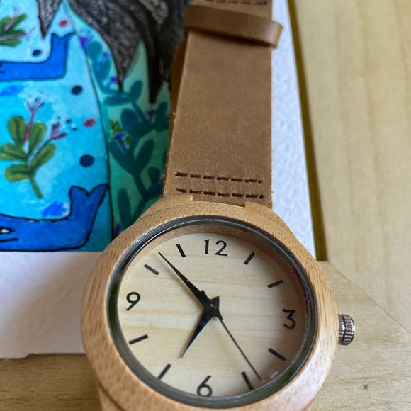 Bamboo watch - Picture 3 of 4